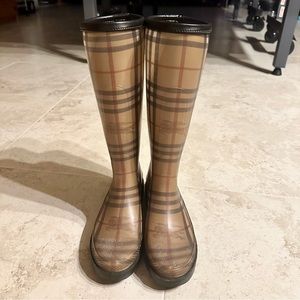 Burberry Haymarket Check Pattern Rubber Rain Boots